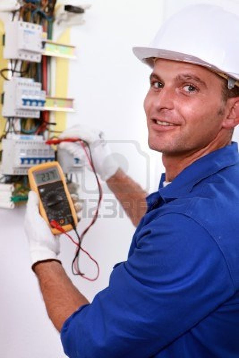 Agosto 2015 Curso de Electricidad e IluminaciA?n Corporación del